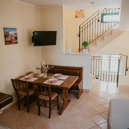 Holiday home La Casetta - Un Piccolo Angolo Di Pace Piccianello